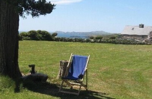 Solva Apartment | Coastal apartment with stunning views, near the Pembrokeshire Coastal Path