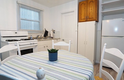 Seaside Heights Apartment | Coastal Beach Block Retreat w/Porch & Parking [1215-3]