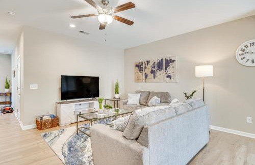 Morehead City House | Coastal Beaufort Abode - Pool Access, Near Beaches