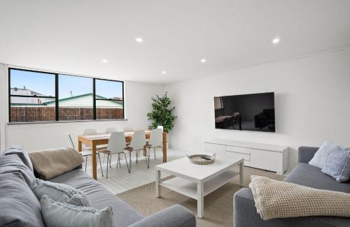 Windang House | Coastal Blue