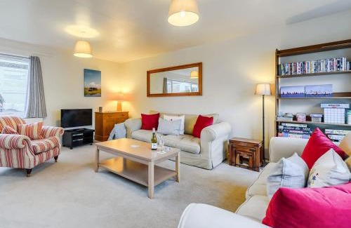 Deepdale House | Coastal Bolthole