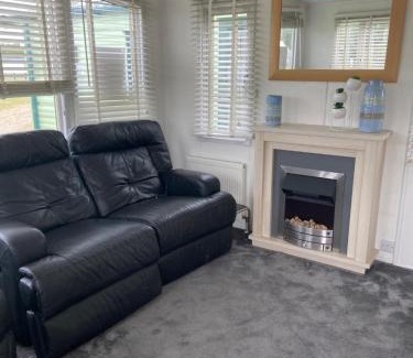 Winestead Apartment | Coastal Caravan Holidays - Nightingale 8