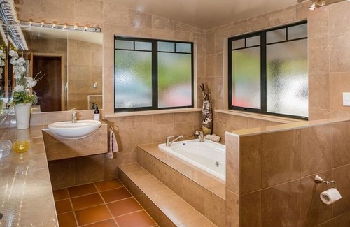 Kaeo Ski Chalet | Coastal Chalet Suites