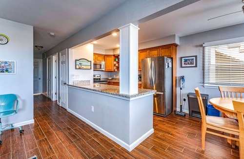South End Condo | Coastal Charm –3BR/2BA Home w/Large Front Porch