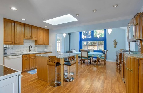 Moss Beach House | Coastal Charm: Ocean Views, Hot Tub, Fire Pit Near Tide Pools, Surfing, & SFO