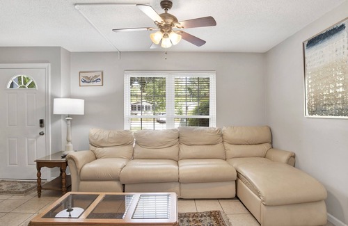 Northeast Pensacola House | Coastal Charm: Pensacola Townhome Delight!
