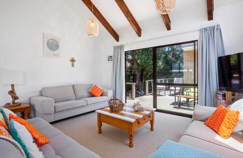 Waihi Beach House | Coastal Charm - Waihi Beach Holiday Home