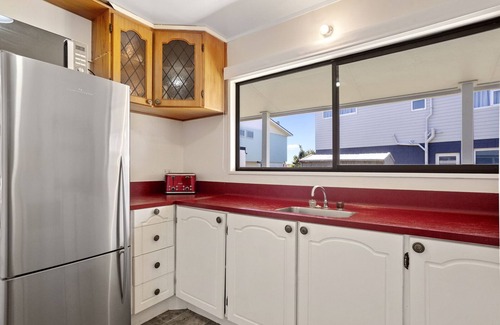 Waihi Beach House | Coastal Charm - Waihi Beach Holiday Home