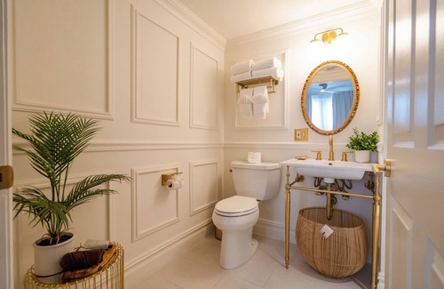 North End Hotel | Coastal Chateau