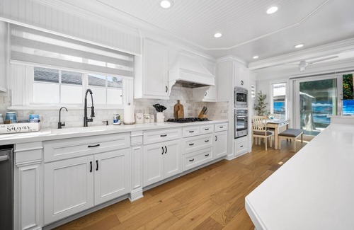 El Dorado South House | ☀️COASTAL CHIC HAVEN 🌊: pool & billiards table near airport, parks and beaches