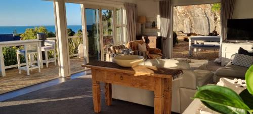Pohara House | Coastal Chic in Pohara