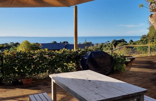 Pohara House | Coastal Chic in Pohara - Perfectly Positioned