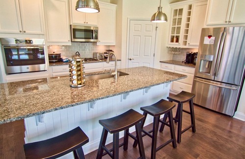 Lewes House | Coastal Club * 19084 Left * 6 BR Twin Lewes Beach Home * Sleeps 13 *