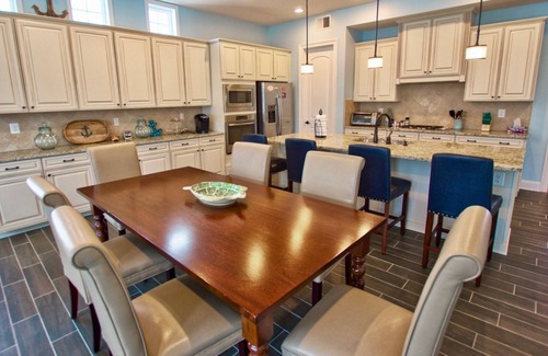 Lewes House | Coastal Club * 5BR, 4 Full Baths, 3 Suites WATERFRONT * Sleeps Up to 12