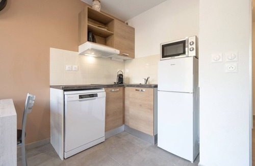 Serignan Villa | Coastal Comfort in Valras-Plage