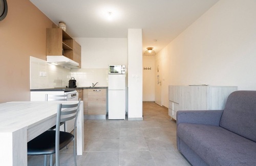 Serignan Villa | Coastal Comfort in Valras-Plage