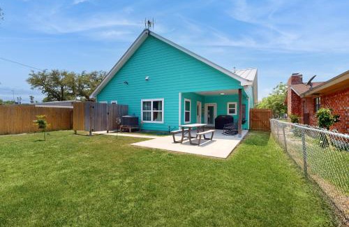 Fulton House | Coastal Comfort Retreat