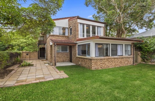 Ettalong Beach Apartment | COASTAL COTTAGE - ETTALONG BEACH