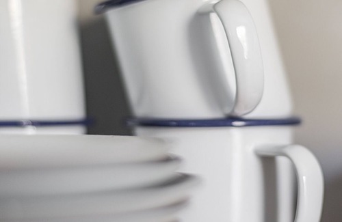 Ramsgate House | Coastal Cottage -Charming cottage moments from the sea