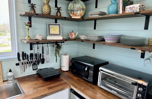 Seguin House | Coastal Cottage on the Guadalupe River!