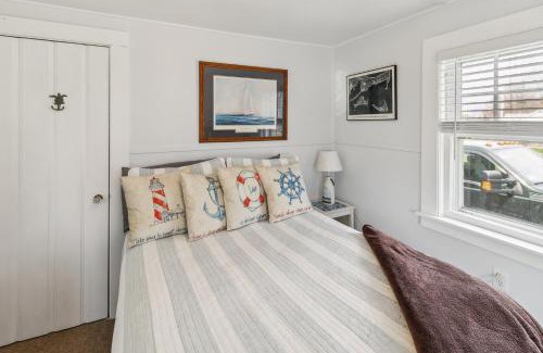 Wareham Center House | Coastal Cottage Retreat Steps from the Beach cottage