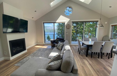 Port Renfrew Apartment | Coastal Cottages