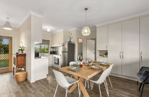 Lacepede House | "COASTAL DREAM COTTAGE"