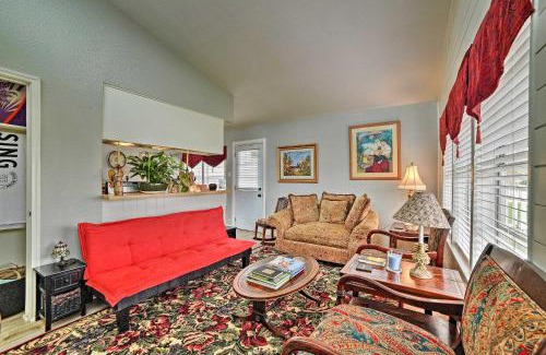 Bay Area House | Coastal Escape with Yard, Walk 1 Mile to Texas A and M