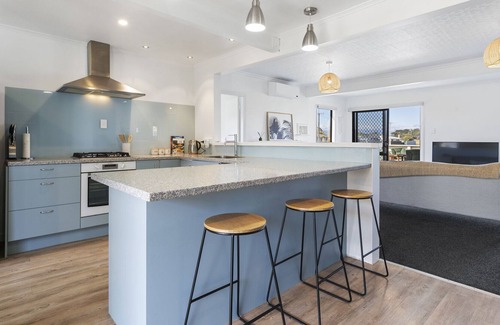 Foxton Beach House | Coastal Gem - Foxton Beach Holiday Home