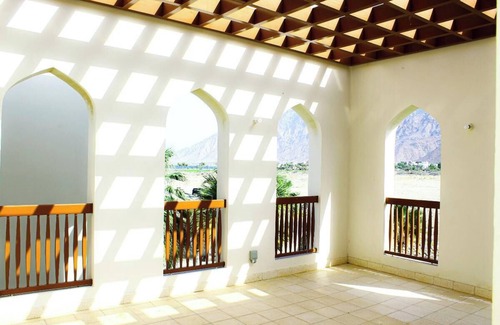 As Sifah Apartment | Coastal Haven Flat - One Bedroom Apartment, Sleeps 2