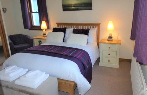 Cullen House | Coastal Haven