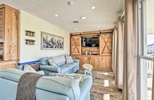 Holden Beach House | Coastal Home Walk to Holden Beach!