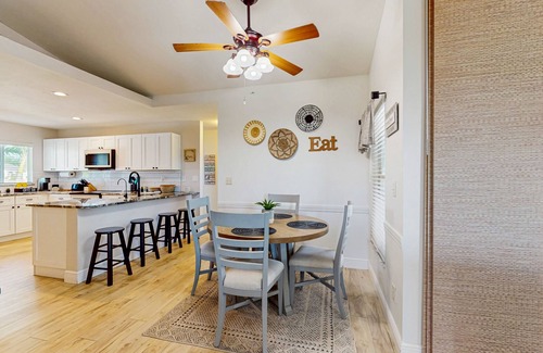 Diplomat House | Coastal home with private pool, lanai, internet, and washer and dryer