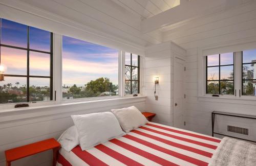 Village of La Jolla House | Coastal La Jolla Luxury - AC & Large Ocean View Patio!