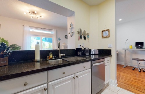 Laguna Niguel Condo | Coastal Laguna Beach Modern Condo 1bed/1bathroom, Pool, Tennis, Beach, Resorts