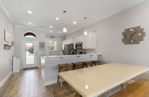 Sunset Pass House | Coastal Living Perfected: Banana Bay's Intracoastal Retreat with Sandy Shores