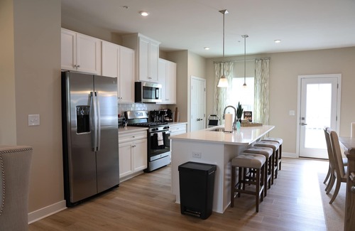 Bayside House | Coastal Luxury Townhome; Home Arcade, Pools, Pet-Friendly, Gym, Close to Beaches