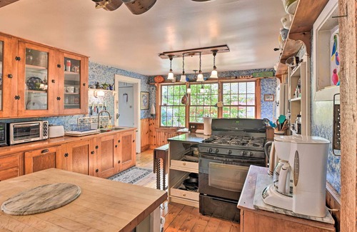Milbridge Cottage | Coastal Maine Retreat: Deck w/ Bay Views!