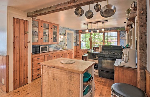 Milbridge Cottage | Coastal Maine Retreat: Deck w/ Bay Views!