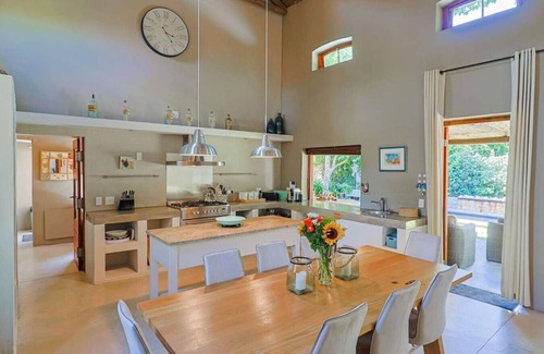 Eastcliff Villa | Coastal Mellows | A piece of Italy | Near town centre