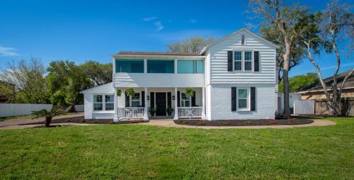 Bay Area House | Coastal Oasis - Beautiful Ocean Views Awaits