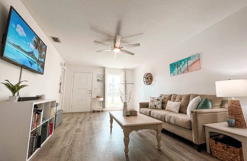 Eau Gallie Shores House | Coastal Oasis! Cozy 2/1, Close to The Beach!