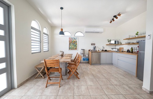 Algarrobos House | Coastal Oceanfront Hideaway w/3BR & Private Deck
