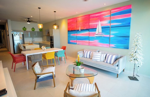 Chicxulub Puerto Apartment | Coastal Paradise: Beautiful beachfront penthouse - Kalendas
