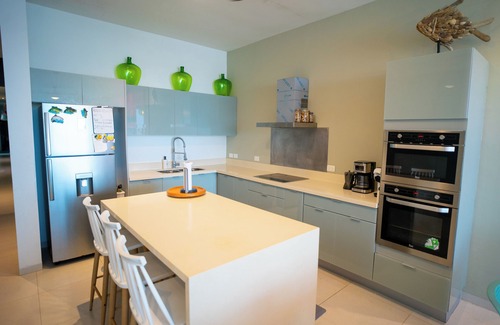 Chicxulub Puerto Apartment | Coastal Paradise: Beautiful beachfront penthouse - Kalendas