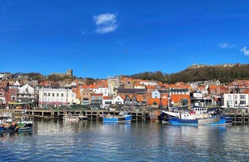 Cayton Bay House | Coastal Retreat at Cayton Bay