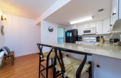 Crescent Beach Condo | Coastal Retreat at Tradewinds 92 – Bring Your Boat