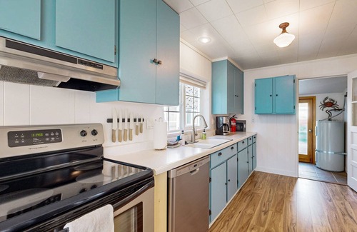 Netarts House | Coastal Retreat in Netarts – Steps from the Beach! w/Kayak, Hot Tub, WiFi