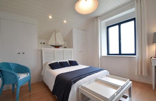 Saint-Guenole House | Coastal Retreat in Penmarch