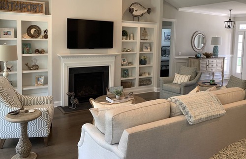 St. James House | Coastal Retreat Minutes from the Beach/Oak Island and Historic Southport
